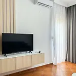 Palm Breeze Escape F52 * Durres