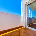Apartment Palm Breeze Escape F52 *