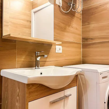 Palm Breeze Escape F52 *