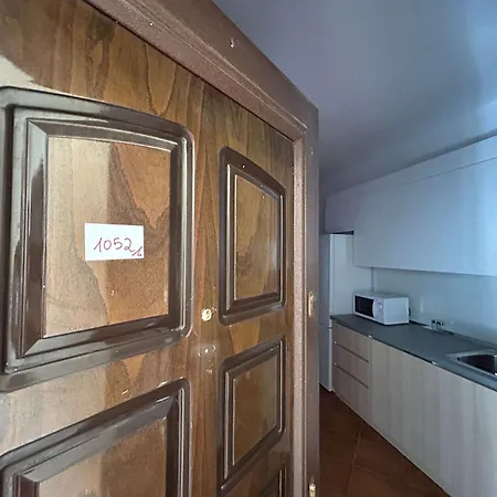 Palm Breeze Escape F52 Durrës