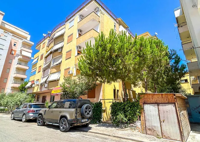 Palm Breeze Escape F52 * Durrës